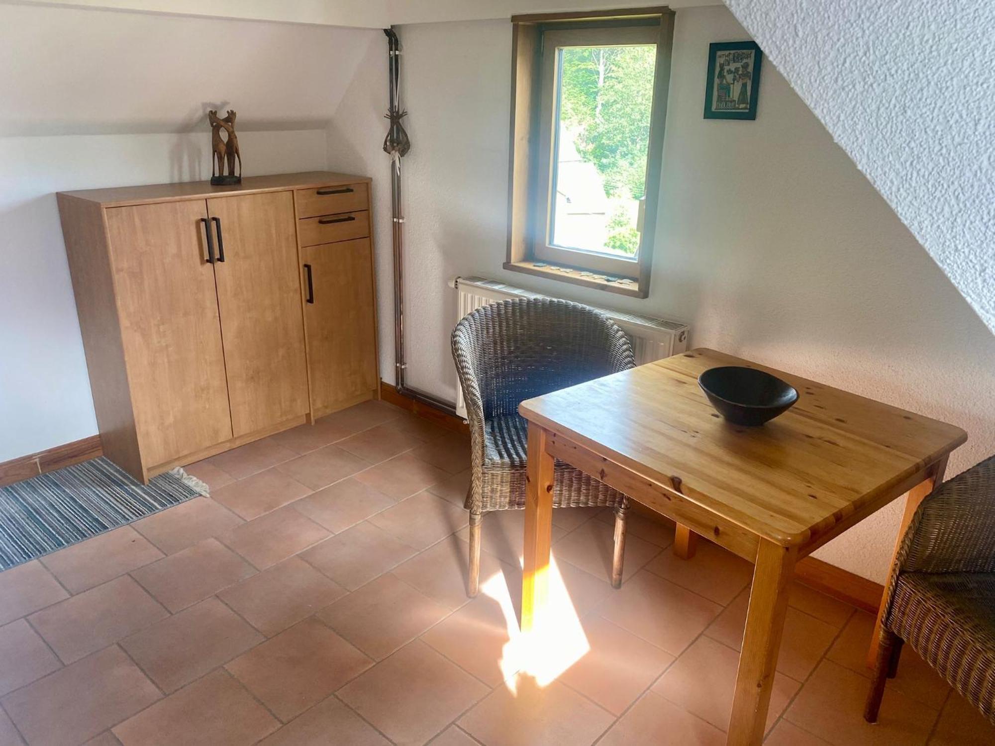 Ferienwohnung Dachgeschossloft Mit Aussicht Ins Erzgebirge Gornsdorf Exterior foto